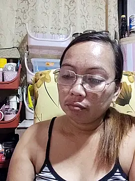 Snapshot of asianwet4u chatting on 03-05-25, 09:38 asianwet4u online show from 03-05-25, 09:38