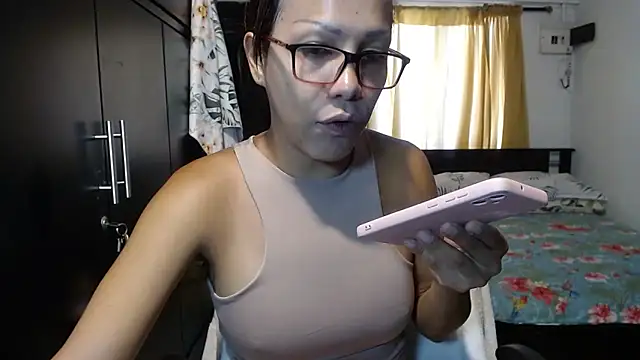 Snapshot of sensual_nataliee chatting on 02-17-25, 04:04 sensual nataliee online show from 02-17-25, 04:04