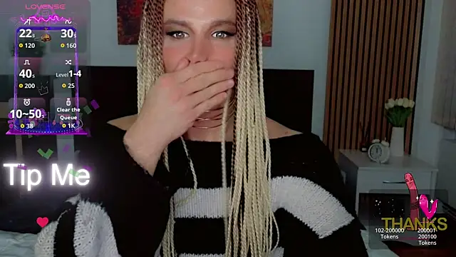 Snapshot of HelenSpellman chatting on 06-15-26, 08:00 HelenSpellman online show from 06-15-26, 08:00