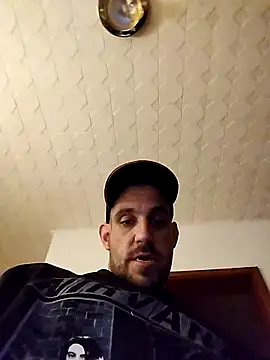 Snapshot of Codymc89 chatting on 10-17-25, 08:33 Codymc89 online show from 10-17-25, 08:33