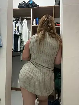 Snapshot of moniquerainx chatting on 02-13-25, 02:56 moniquerainx online show from 02-13-25, 02:56