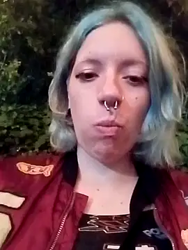 Snapshot of Rabit_Snake chatting on 01-15-25, 02:27 Rabit Snake online show from 01-15-25, 02:27