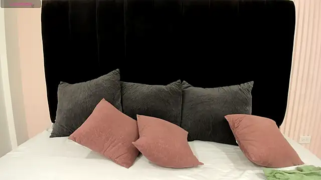 pink dustt online show from 08-08-26, 02:14