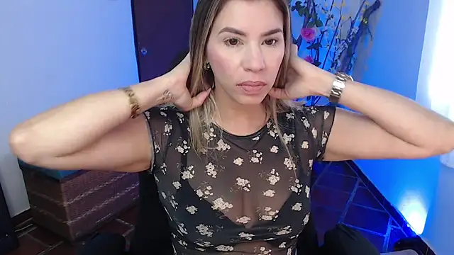 Snapshot of ms_sofia_x chatting on 02-05-26, 03:05 ms sofia x online show from 02-05-26, 03:05