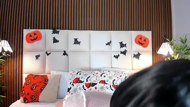 naughty flower18 online show from 10-24-25, 10:50