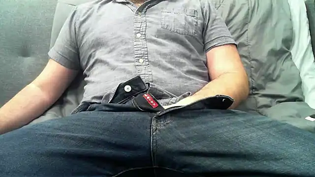 holeymoley25 online show from 03-07-25, 10:32