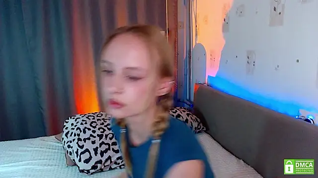 Snapshot of an_ross chatting on 02-09-26, 03:05 an ross online show from 02-09-26, 03:05