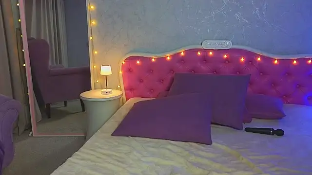 Ariana Petite online show from 02-24-25, 02:19