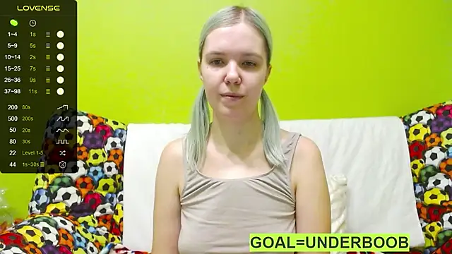 Snapshot of Ultra_Meow chatting on 02-15-25, 06:55 Ultra Meow online show from 02-15-25, 06:55