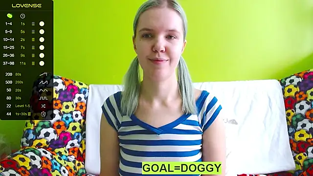 Snapshot of Ultra_Meow chatting on 02-16-25, 07:04 Ultra Meow online show from 02-16-25, 07:04