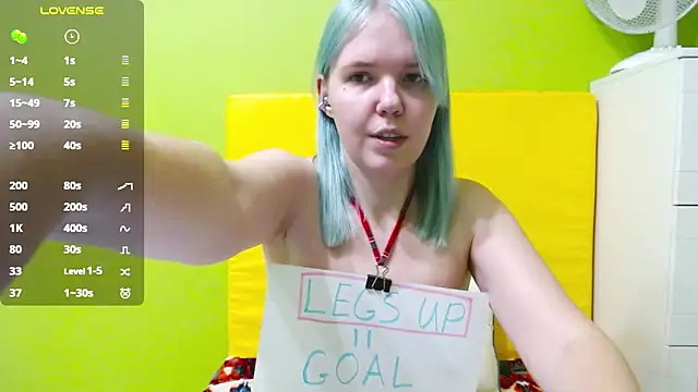 Ultra Meow online show from 04-25-26, 07:55