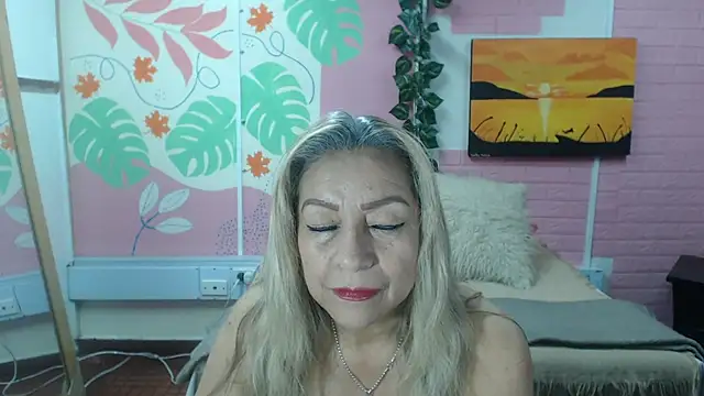 Snapshot of ZAMANTHA chatting on 06-27-26, 03:50 ZAMANTHA online show from 06-27-26, 03:50