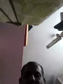 tz143143 online show from 03-18-25, 06:37