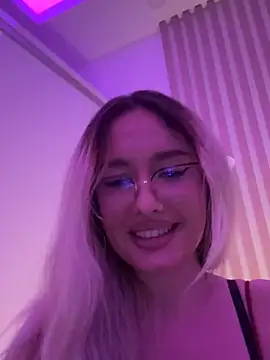 mollyxxx online show from 12-20-25, 09:11