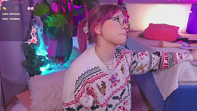 Snapshot of Crazy_Wine chatting on 12-26-24, 03:59 Crazy Wine online show from 12-26-24, 03:59