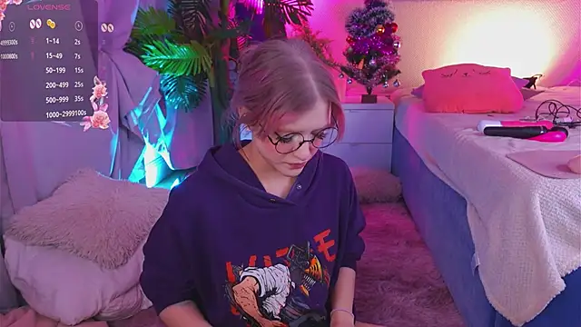 Snapshot of Crazy_Wine chatting on 12-29-24, 02:42 Crazy Wine online show from 12-29-24, 02:42