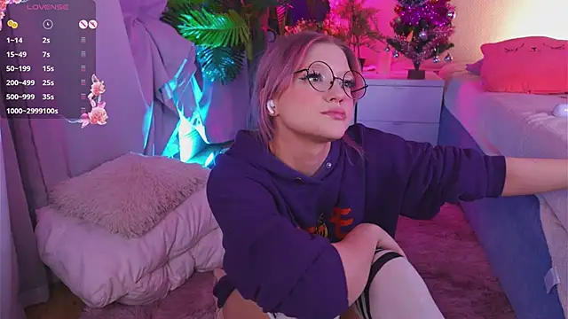 Snapshot of Crazy_Wine chatting on 12-29-24, 05:44 Crazy Wine online show from 12-29-24, 05:44