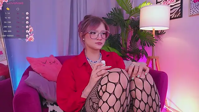 Snapshot of Crazy_Wine chatting on 01-31-25, 06:14 Crazy Wine online show from 01-31-25, 06:14