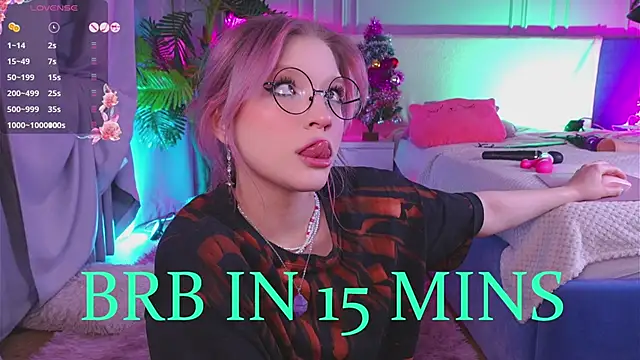 Snapshot of Crazy_Wine chatting on 02-20-25, 05:40 Crazy Wine online show from 02-20-25, 05:40