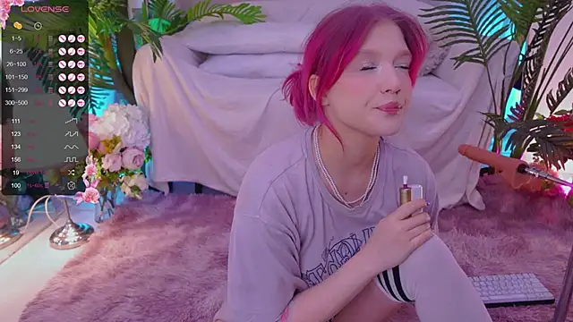 Snapshot of Crazy_Wine chatting on 02-21-25, 02:38 Crazy Wine online show from 02-21-25, 02:38