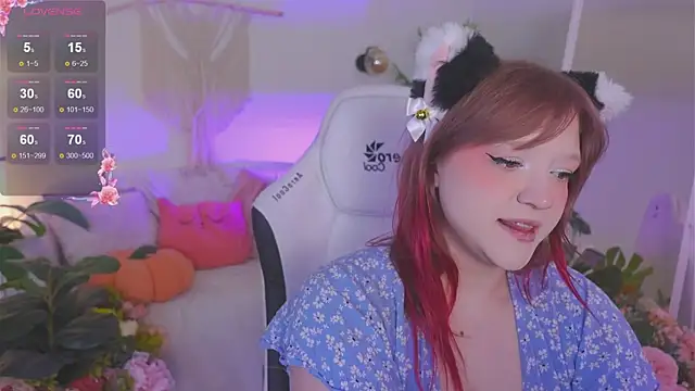 Snapshot of Crazy_Wine chatting on 12-02-25, 10:16 Crazy Wine online show from 12-02-25, 10:16