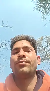 Snapshot of SunnyleoneBG chatting on 12-20-24, 07:44 SunnyleoneBG online show from 12-20-24, 07:44