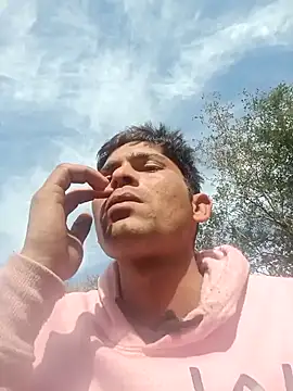 Snapshot of SunnyleoneBG chatting on 12-22-24, 05:34 SunnyleoneBG online show from 12-22-24, 05:34