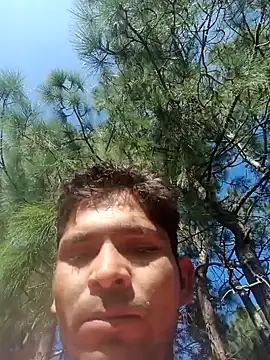 Snapshot of SunnyleoneBG chatting on 12-26-24, 05:04 SunnyleoneBG online show from 12-26-24, 05:04