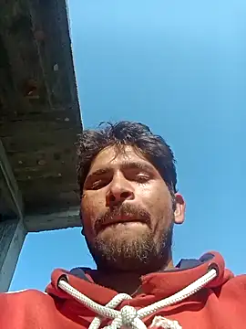 Snapshot of SunnyleoneBG chatting on 01-30-25, 04:37 SunnyleoneBG online show from 01-30-25, 04:37