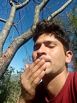 Snapshot of SunnyleoneBG chatting on 03-23-25, 04:16 SunnyleoneBG online show from 03-23-25, 04:16