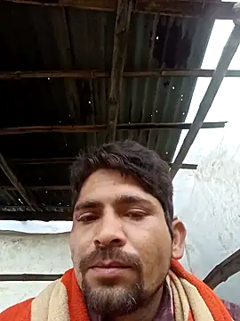 Snapshot of SunnyleoneBG chatting on 09-13-25, 01:38 SunnyleoneBG online show from 09-13-25, 01:38