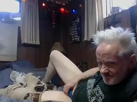 Snapshot of Makowboy chatting on 01-05-25, 05:30 Makowboy online show from 01-05-25, 05:30