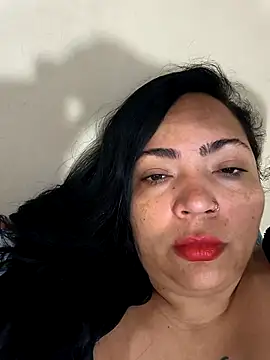 Snapshot of NIKOLE1301 chatting on 11-20-25, 02:06 NIKOLE1301 online show from 11-20-25, 02:06