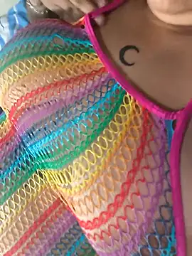 Snapshot of NIKOLE1301 chatting on 12-03-25, 09:02 NIKOLE1301 online show from 12-03-25, 09:02