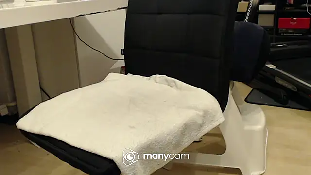 Snapshot of Supermen12171 chatting on 03-17-25, 05:12 Supermen12171 online show from 03-17-25, 05:12