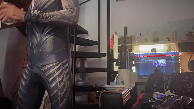 Snapshot of Sportparis4 chatting on 09-10-25, 12:43 Sportparis4 online show from 09-10-25, 12:43