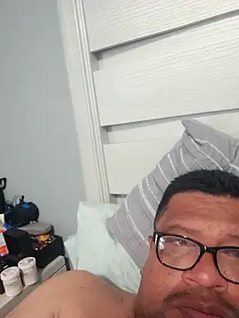 Ositore online show from 05-18-26, 04:46