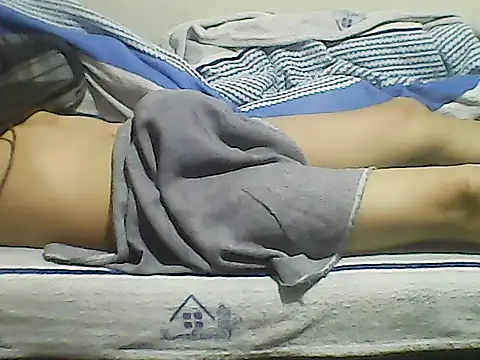 Snapshot of sebastian_aries chatting on 11-28-25, 06:27 sebastian aries online show from 11-28-25, 06:27