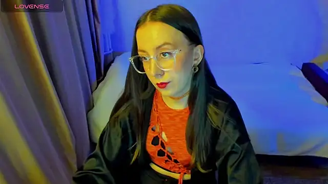 CurlySteph online show from 04-12-26, 07:41