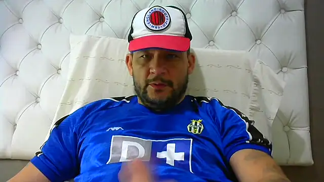 altenori112 online show from 12-23-25, 02:53