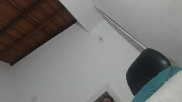 Snapshot of fisting_room chatting on 02-20-26, 10:43 fisting room online show from 02-20-26, 10:43