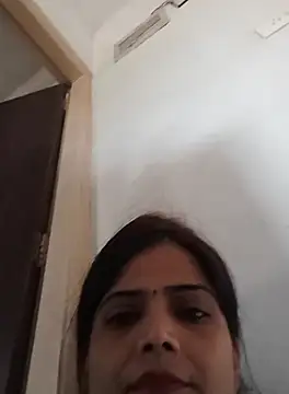 Snapshot of Manjushri35 chatting on 09-26-25, 04:38 Manjushri35 online show from 09-26-25, 04:38