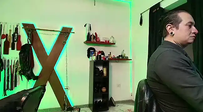 Snapshot of boy_n_girl chatting on 02-27-25, 10:15 boy n girl online show from 02-27-25, 10:15