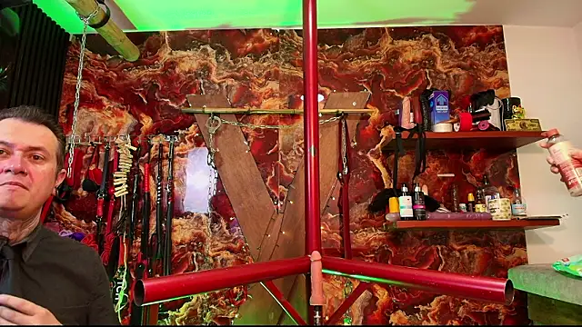 boy n girl online show from 03-20-26, 09:14