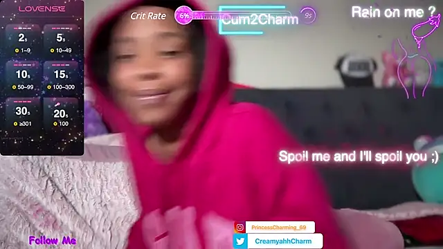 Snapshot of Cum2Charm chatting on 03-05-25, 08:43 Cum2Charm online show from 03-05-25, 08:43