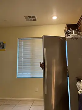 Snapshot of Cum2Charm chatting on 10-13-25, 02:06 Cum2Charm online show from 10-13-25, 02:06