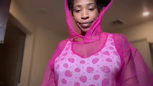 Snapshot of Cum2Charm chatting on 11-17-25, 02:34 Cum2Charm online show from 11-17-25, 02:34