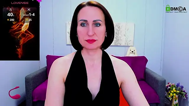 Snapshot of Nia_Smithh chatting on 03-05-25, 04:57 Nia Smithh online show from 03-05-25, 04:57