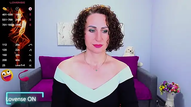 Snapshot of Nia_Smithh chatting on 11-13-25, 01:10 Nia Smithh online show from 11-13-25, 01:10