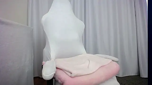 faceless  online show from 10-13-25, 08:03